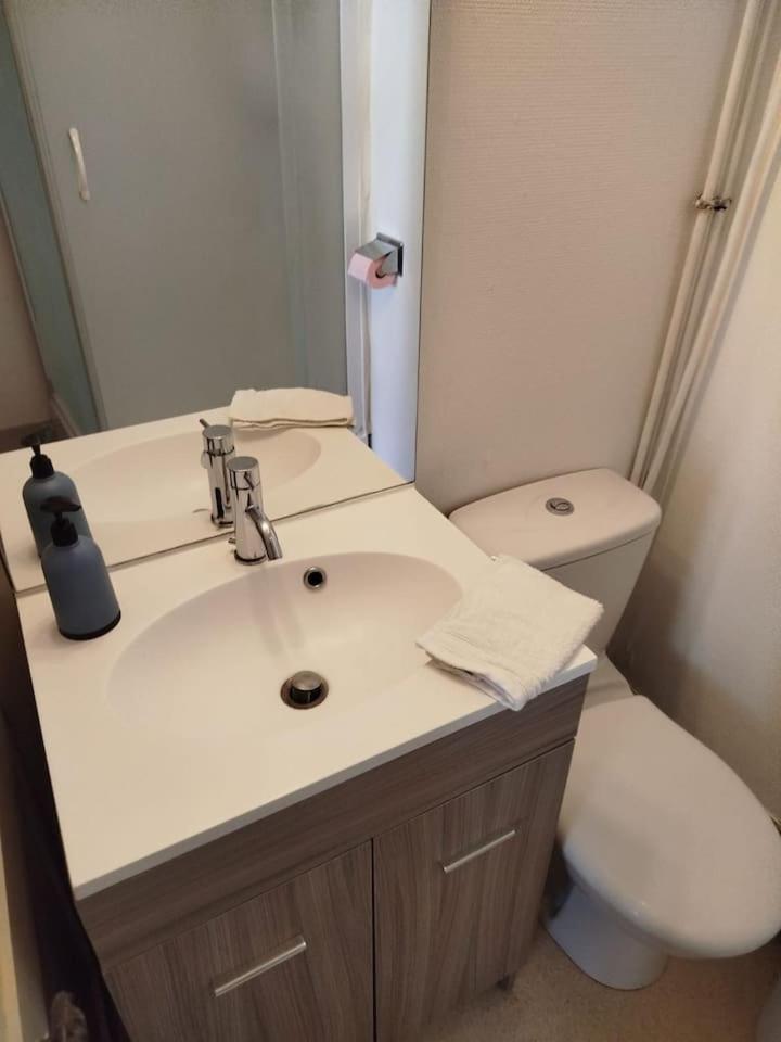 Le Carnot 2 Apartment เบอซองซง ภายนอก รูปภาพ